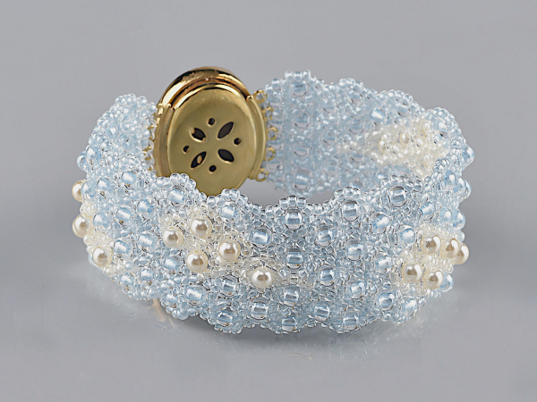 white clouds dreamy sky bracelet