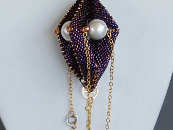 Hanging Paradox Pendulum in "New Year's Eve" style