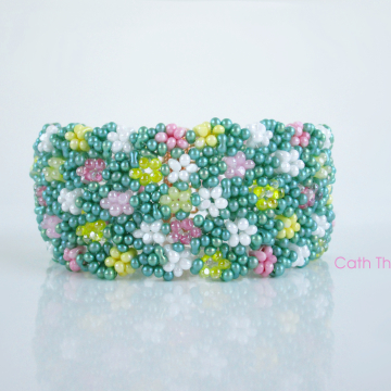 A pretty Millefiori cuff can also be made using this technique.